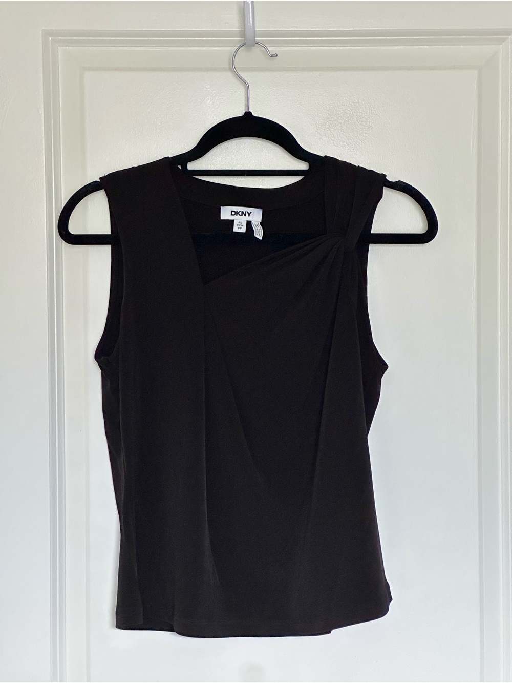 DKNY Black Sleeveless Twist Neck Tank Top